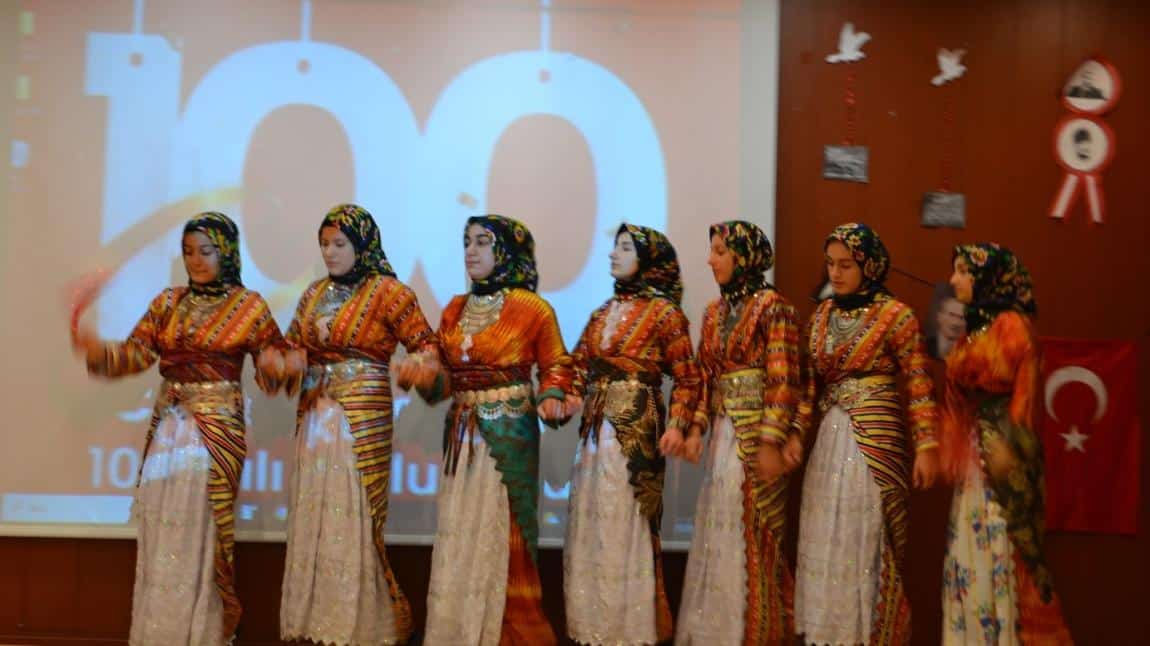 Cumhuriyet Bayramı 100. Yıl kutlama programı büyük coşkuyla kutlandı.